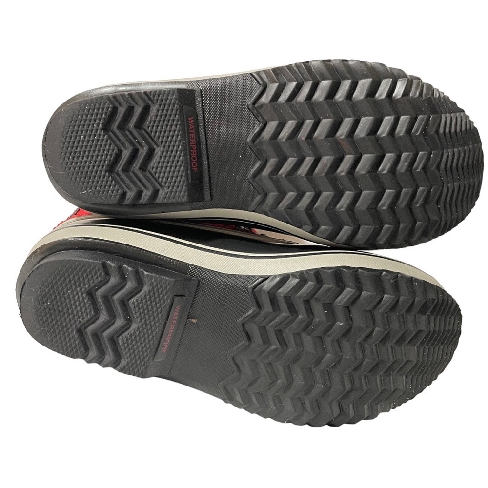 Sorel Red and Black Winter Boots - Picture 7 of 9